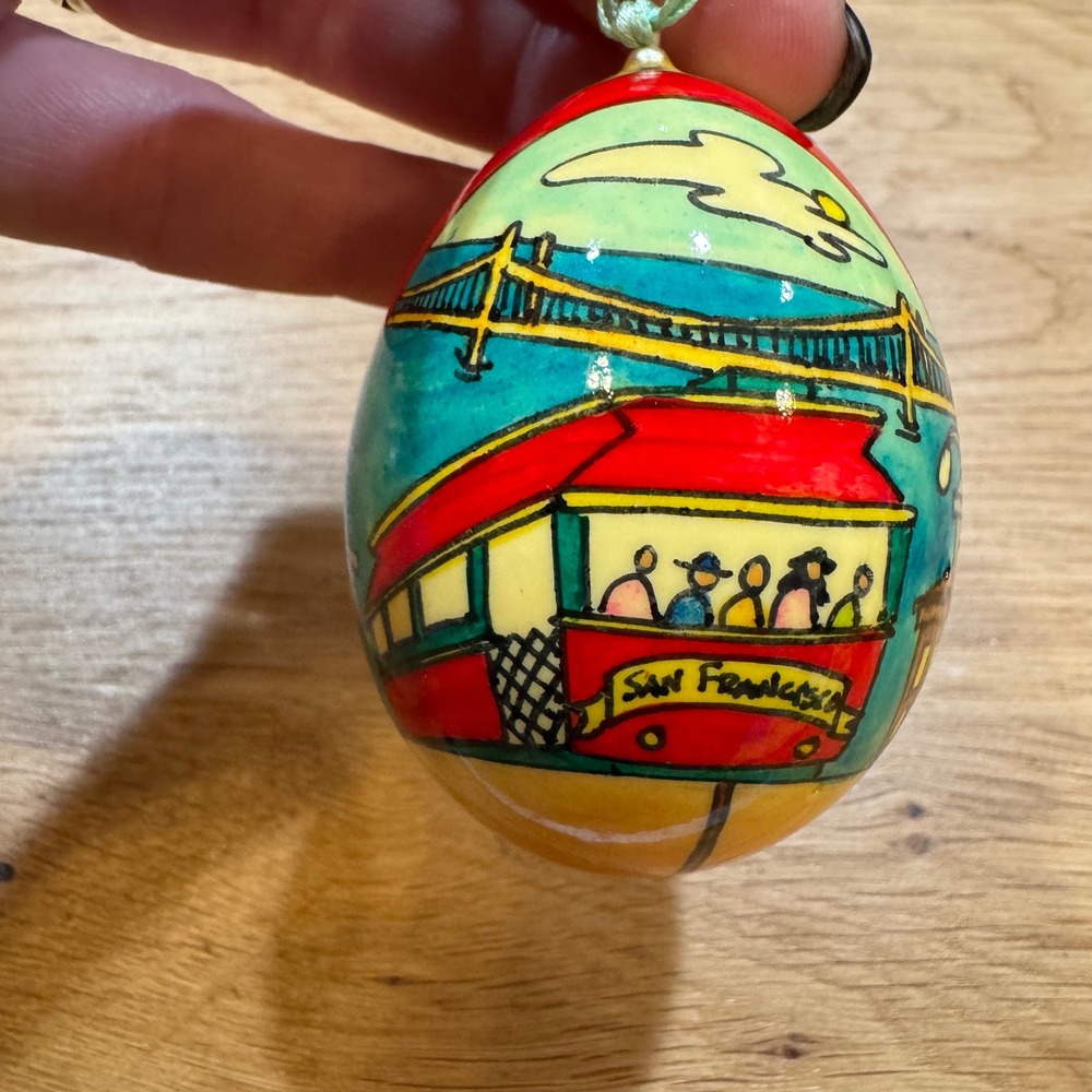 Vtg 1984 San Francisco Hand Painted Egg Ornament Cable Car Golden Gate Bridge